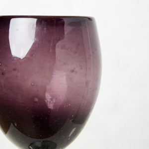 Coupe en Verre Soufflé, boule violette pied transparent 200ml
