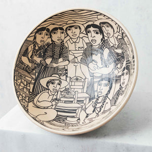 Familia burnished clay bowl, large.