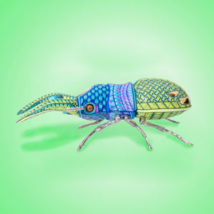 Escarabajo III Alebrije Madera, verde, azul y lila - J&M Ángeles
