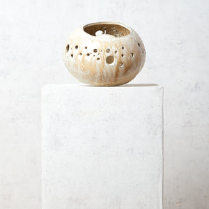 Kalimori openwork beige ceramic candle holder