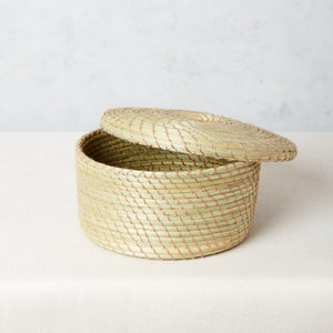 Ixtle bread basket natural thread