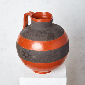 Large burnished earthenware jug
