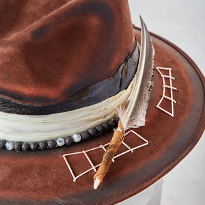 Chapeau décoré "Pixán", marron
