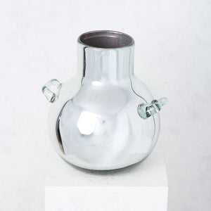 Blown glass vessel with handles
