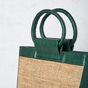 Green jute and leather trapeze bag