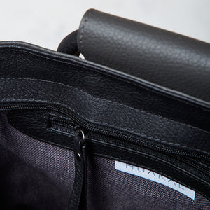 AV bag in black leather and gray stitching